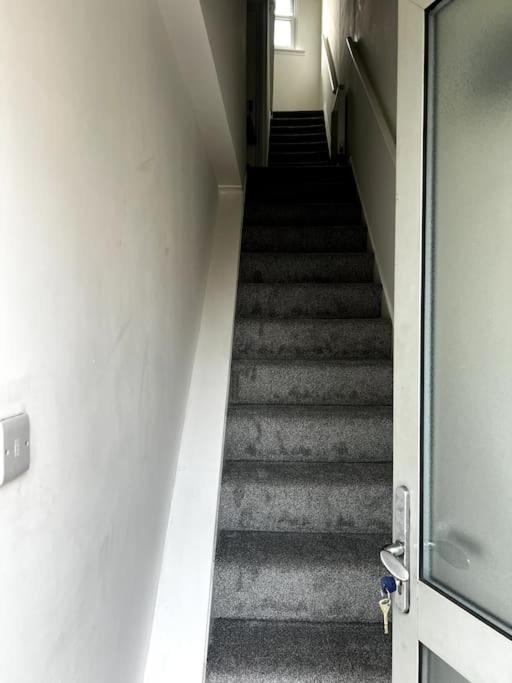 Central Chic 3 Bed, Great Location 温切斯特 外观 照片