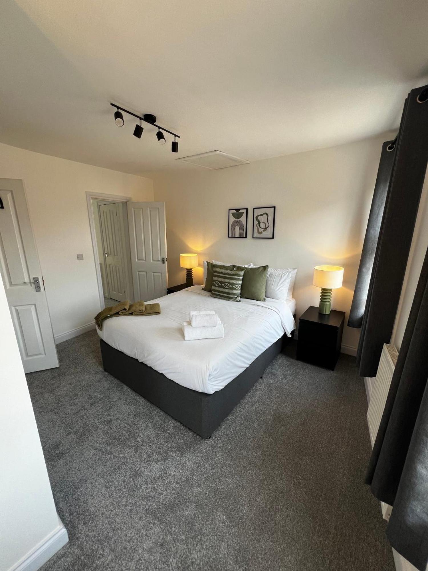 Central Chic 3 Bed, Great Location 温切斯特 外观 照片